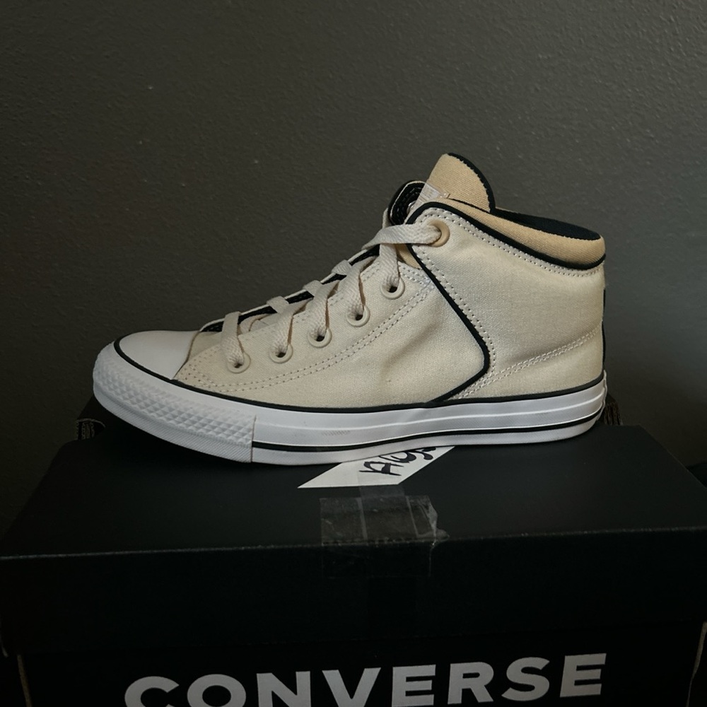 Converse - image 4